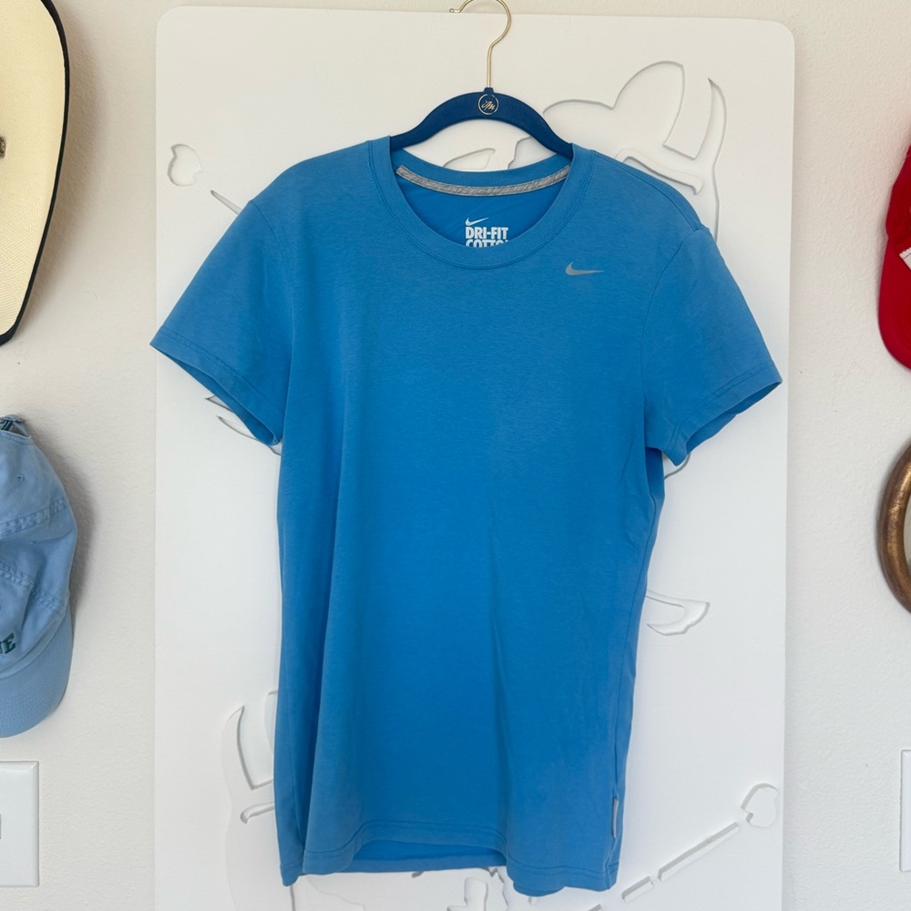 Nike Women’s Blue Tee